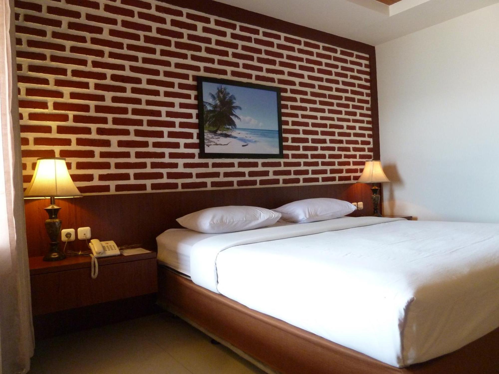 Watu Dodol Hotel & Restaurant Banyuwangi  Kamer foto