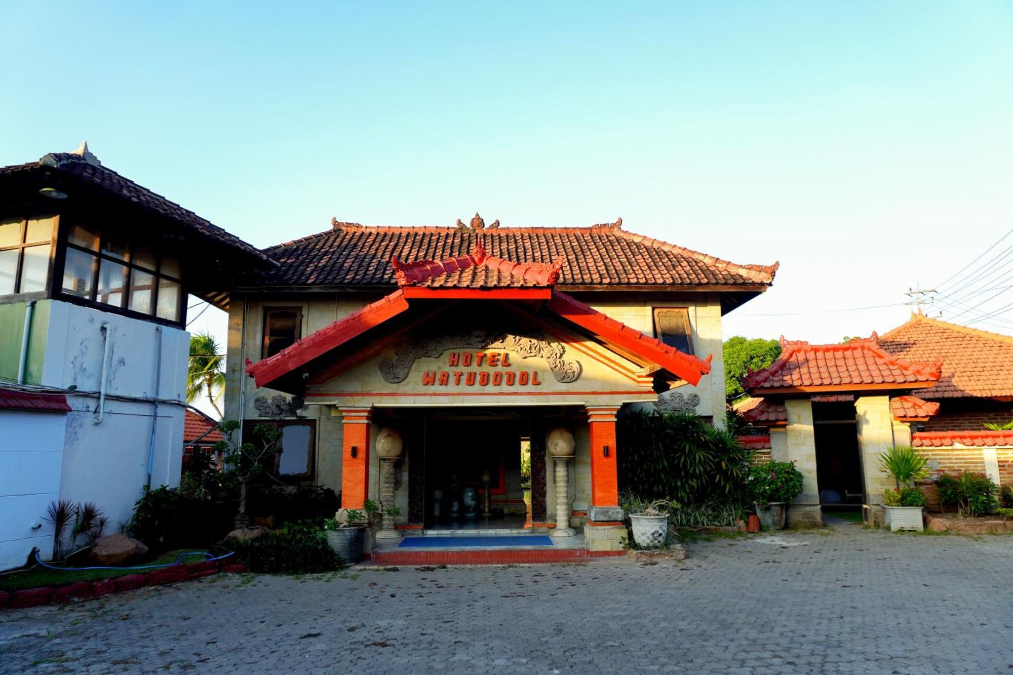 Watu Dodol Hotel & Restaurant Banyuwangi  Buitenkant foto