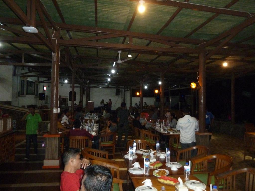 Watu Dodol Hotel & Restaurant Banyuwangi  Buitenkant foto