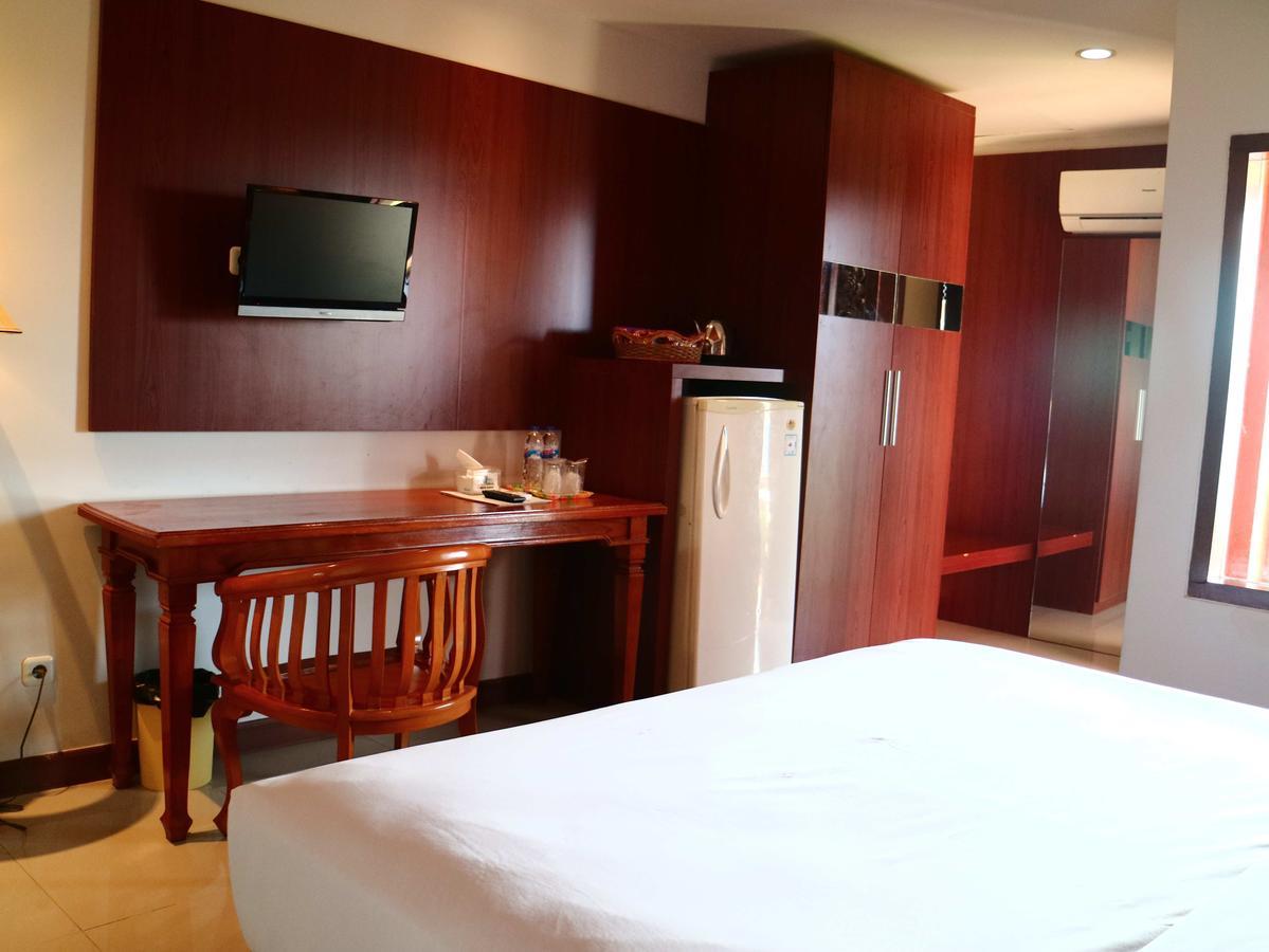 Watu Dodol Hotel & Restaurant Banyuwangi  Buitenkant foto